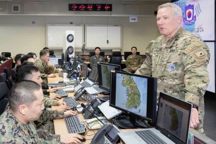 Military members using Army Military Bank services
